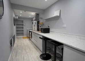 Apartment | Private kitchen | Fridge, microwave, oven, stovetop - Indigo Apartment - Beautiful 1-bed in Ballycastle (Ballycastle)