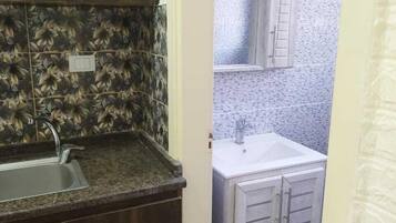 Economy Studio | In-room dining