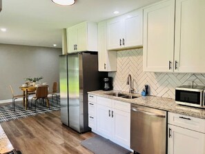 Private kitchen - Corporate Rental in Merrillville (Merrillville)