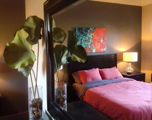 2 bedrooms, iron/ironing board, WiFi, bed sheets - The Crescent Moon Retreat! (Sedona)