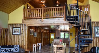 Anderson Lake Lodge
350 Acre Property On 50 Acre Private Lake In Upper Michigan