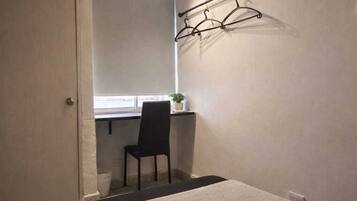 Verdunkelungsvorhänge, kostenloses WLAN, Bettwäsche