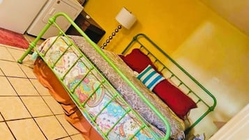 3 chambres, fer et planche Ă  repasser, Wi-Fi, draps fournis