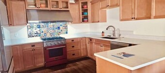 Kermit Casa - 3bdrm Gorgeous Home 