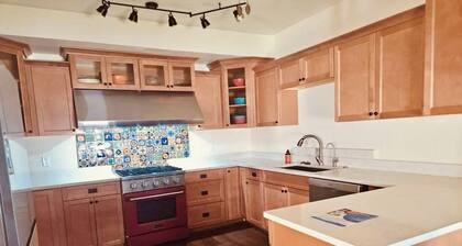 Kermit Casa - 3bdrm Gorgeous Home