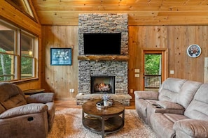Smart TV, fireplace