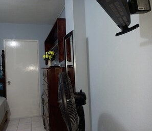 1 chambre, coffres-forts dans les chambres, bureau