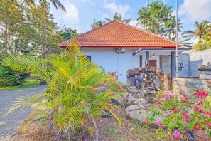 Front of property - Hotel O Mustika (Negara)