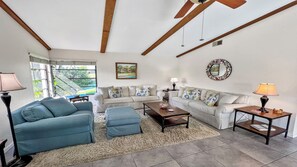 TV - Belle Paradise, heated Pool boating, Oasis of calm (Cape Coral)