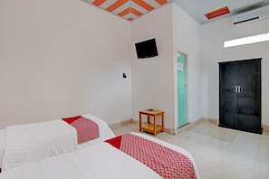 Deluxe Twin Room | 1 bedroom, free WiFi, bed sheets