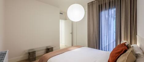 1 chambre, fer et planche à repasser, Wi-Fi gratuit, draps fournis