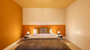 1 dormitorio, tabla de planchar con plancha, wifi gratis y ropa de cama
