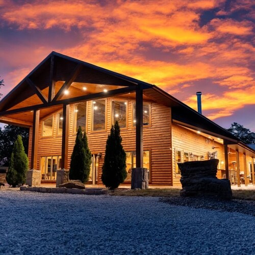 Bearshield Lodge