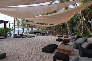 Beach bar - UMi Tulum   (Tulum)