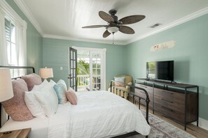 3 Schlafzimmer, Bügeleisen/Bügelbrett, WLAN, Bettwäsche