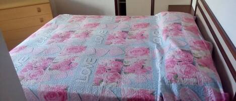 1 soverom, wi-fi og sengetøy