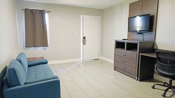 디럭스 스위트, 침대(여러 개), 금연 | 다리미/다리미판, 무료 WiFi, 침대 시트