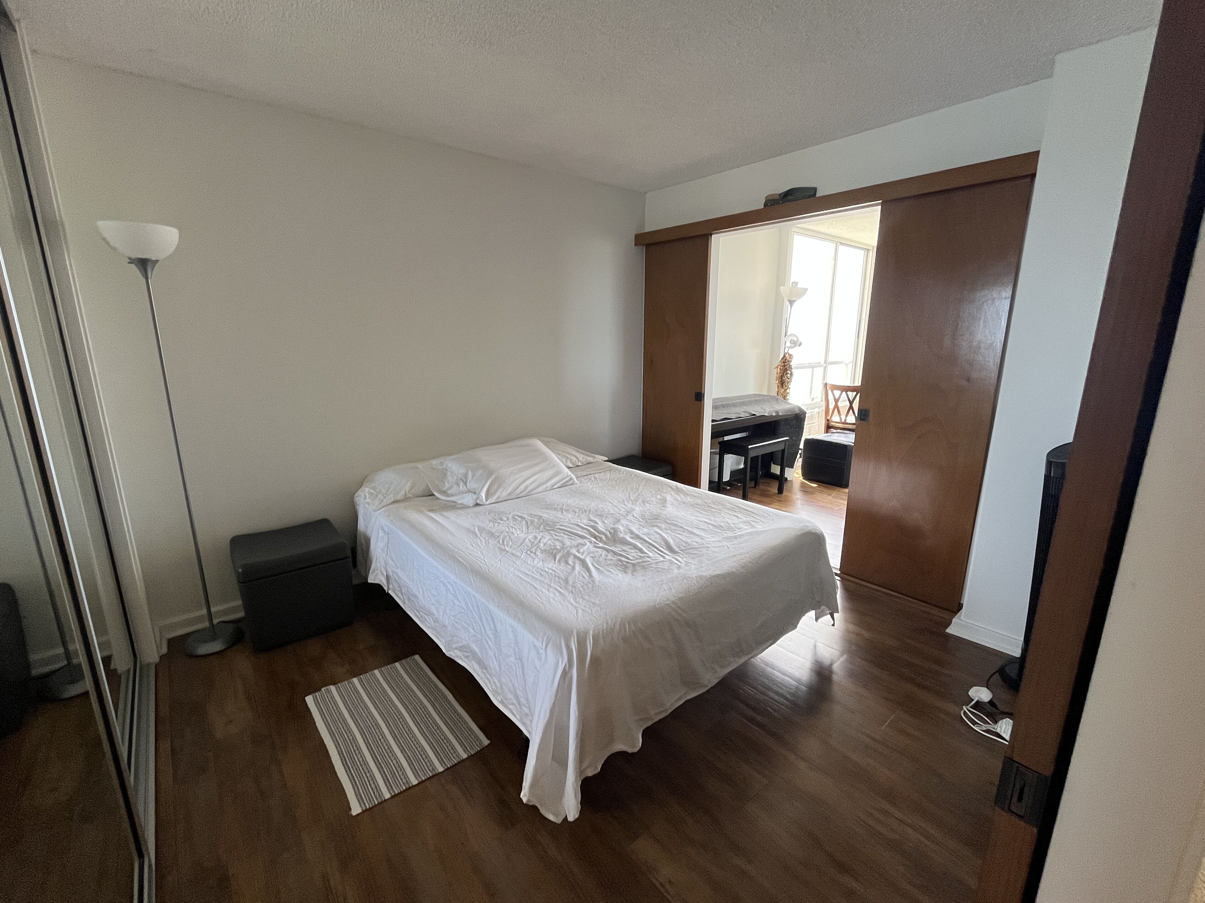 1 bedroom, in-room safe, desk, free WiFi