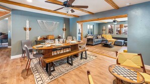 Unclassified image, 2 of 35, button - 10 Mins to the Lake, Hot Tub & Game Room, Modern Cabin Bearpaw by Avantstay (Big Bear Lake)