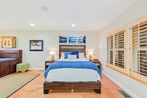 4 habitaciones y tabla de planchar con plancha 