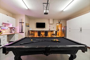 Spielezimmer