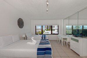 Strykjärn/strykbräda, gratis wi-fi och sängkläder