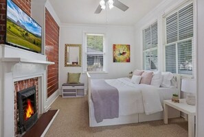 2 soverom, safe på rommet, strykejern/-brett og wi-fi (inkludert)