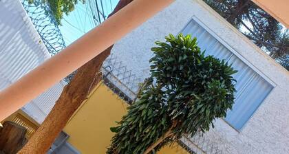 Linda Casa Para Grupo/ 1km da Expo SP /500m Metrô