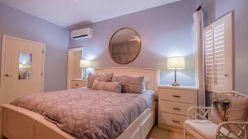 3 bedrooms, in-room safe, iron/ironing board, free WiFi