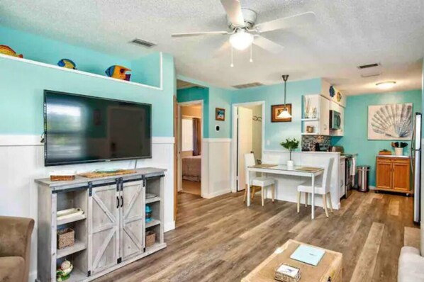 Living area - Walk to Beach: Seaside Serenity Oasis Near Indian Rocks Beach. (Indian Rocks Beach)