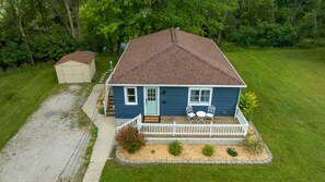 Unclassified image, 2 of 21, button - River view home-close to CMU and Soaring Eagle Casino (Mount Pleasant)
