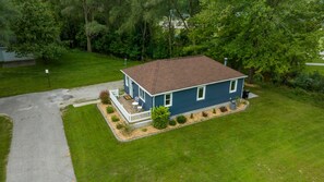 Unclassified image, 3 of 21, button - River view home-close to CMU and Soaring Eagle Casino (Mount Pleasant)