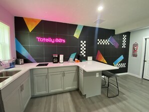 Standard Apartment | Desk, free WiFi