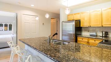 Condo, Multiple Beds (#20 Gleneagles) | Private kitchen