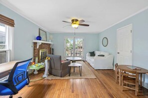 Smart TV, DVD player, offices - Private POOL and baby friendly home near Uptown (Charlotte)