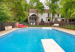 Piscine extérieure
