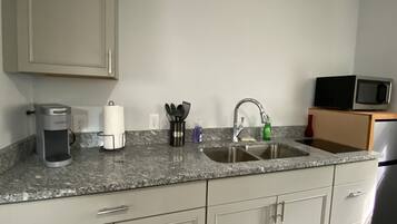 Standard Apartment | Private kitchen | Mini-fridge, microwave, stovetop, coffee/tea maker