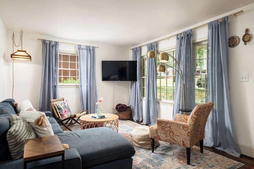 Comfy Cozy Laid Back Cottage - Charlotte, NC