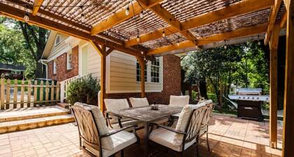 Comfy cozy laid back cottage