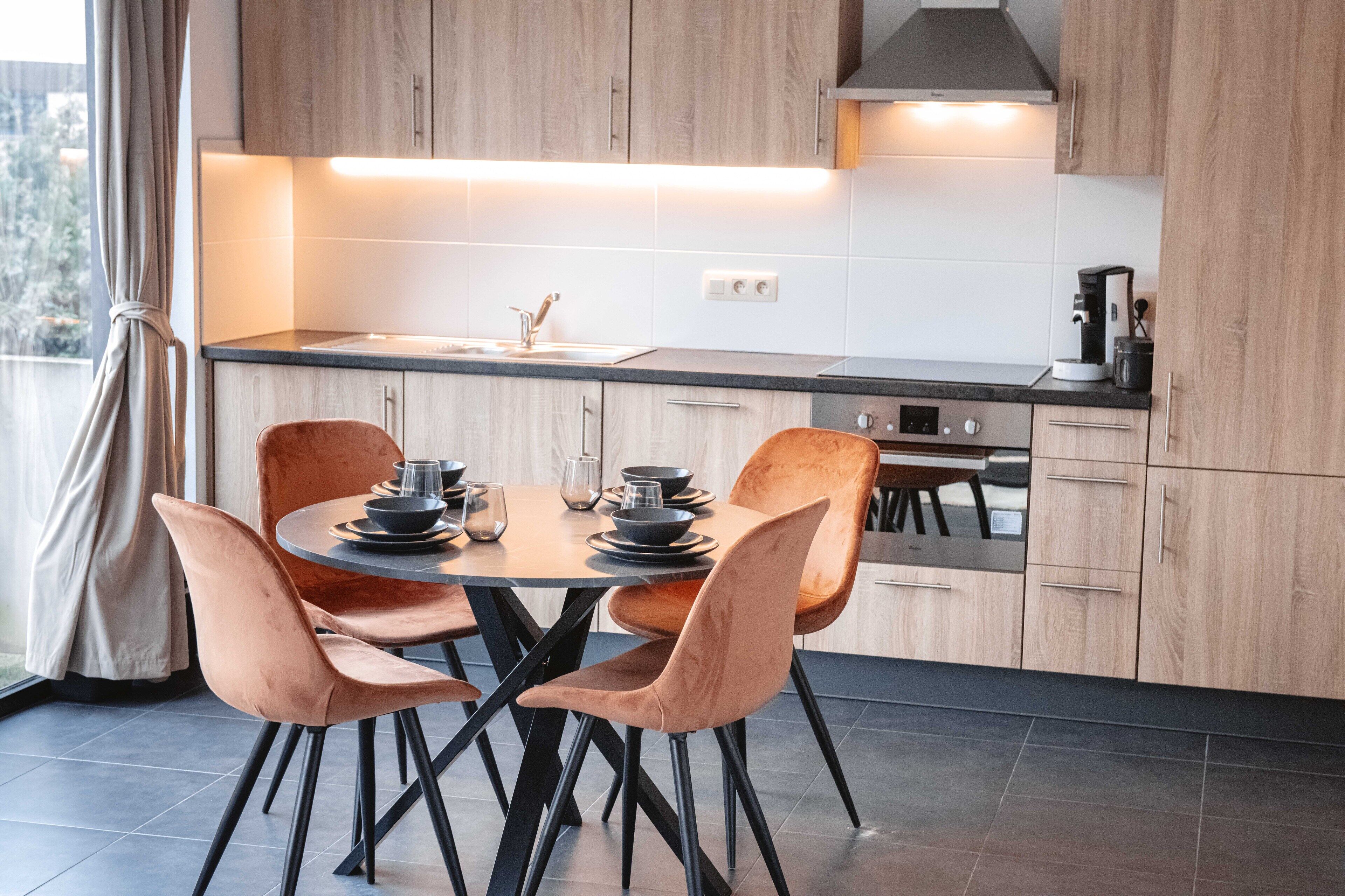 design duplex | living area | flat-screen tv