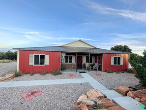 Exterior - W-W: Pinyon View Cabin - High Speed Internet! (Monticello)