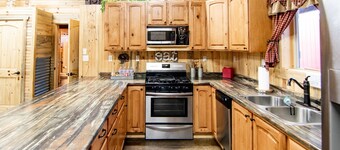 W-W: Pinyon View Cabin - High Speed Internet!