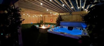 Blacklight in the Bluegrass | Hot Tub