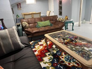 Living area - Happy Haven | Hot Tub (Louisville)