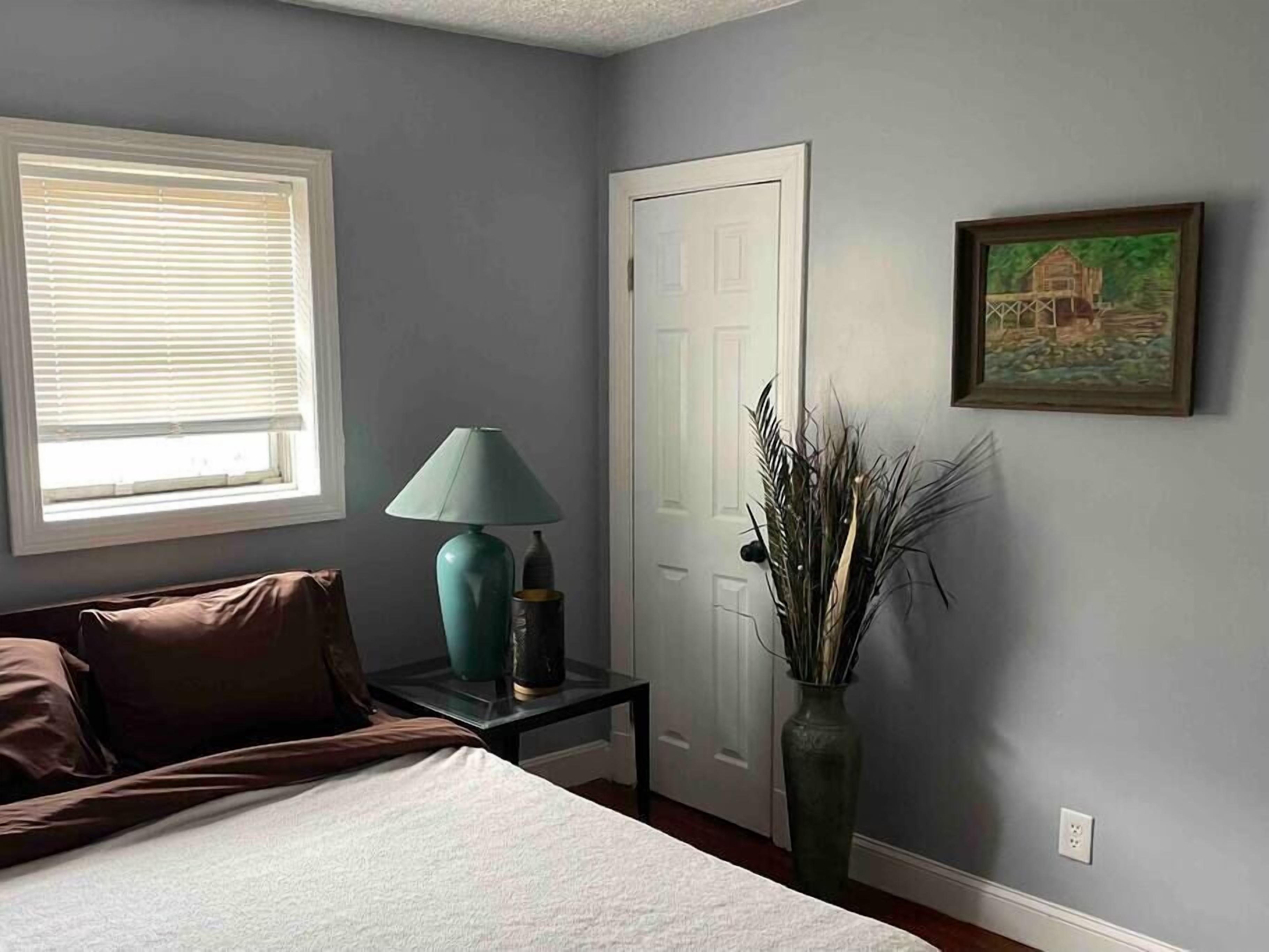 Bedroom 1 (2)