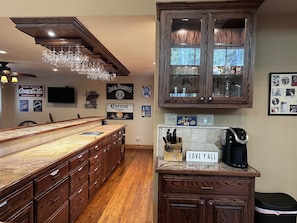 Interior - Beautiful retreat next to National Forest close to Houston and College Station (Cleveland)