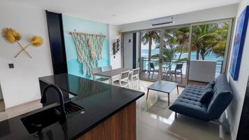 Luxury Apartment, 1 Bedroom, Sea View | Living area