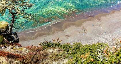 Upstairs @ The Homestead Oceanfront Suites