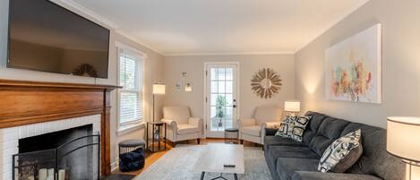 Een smart-tv, videogames en boeken