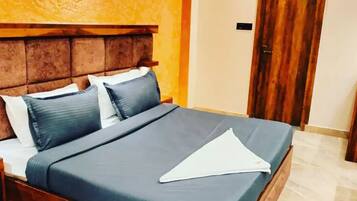 Deluxe Double Room | Free WiFi